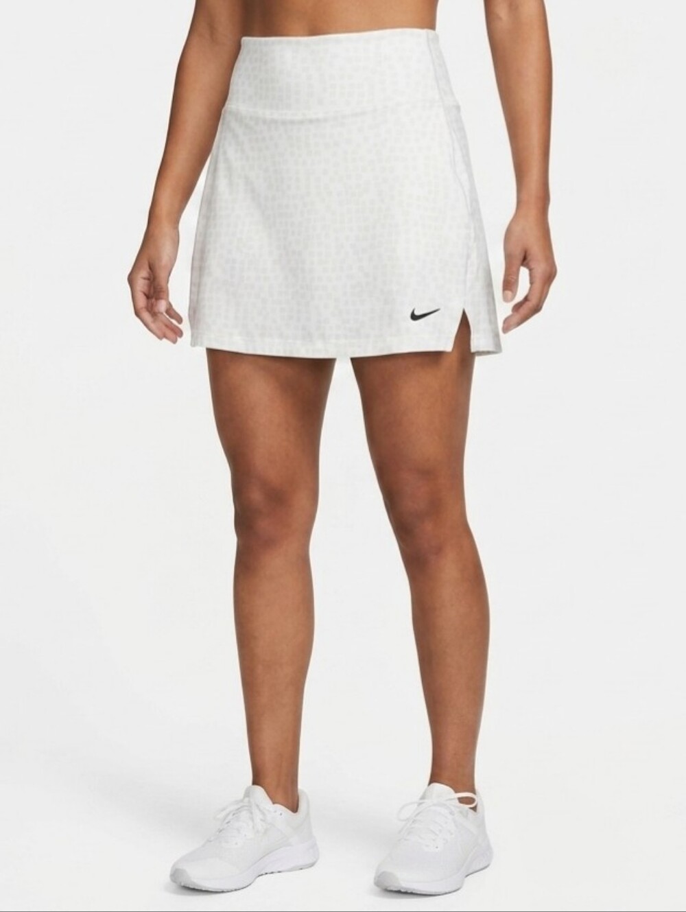 NWT Sz M Nike Women's Dri-Fit Golf Tennis White w/ Pattern A-Line Skort